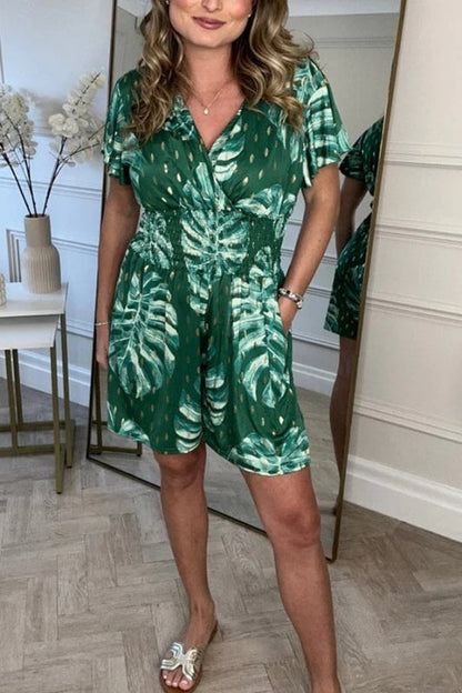 🌸Salg 49% avslag🔥**Sommerens must-have: Blomstret jumpsuit. Denne luftige og stilige jumpsuiten med blomster er sommerens blikkfang. Perfekt for solfylte dager, ferier og lune kvelder.