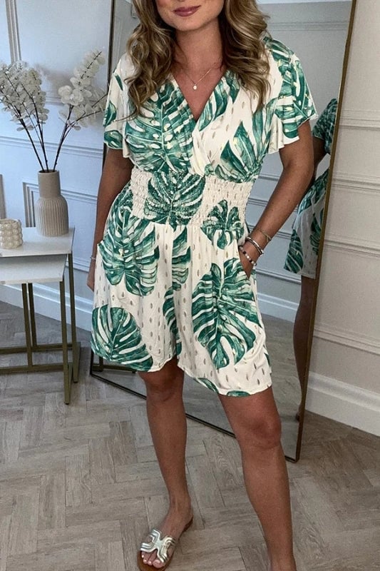 🌸Salg 49% avslag🔥**Sommerens must-have: Blomstret jumpsuit. Denne luftige og stilige jumpsuiten med blomster er sommerens blikkfang. Perfekt for solfylte dager, ferier og lune kvelder.